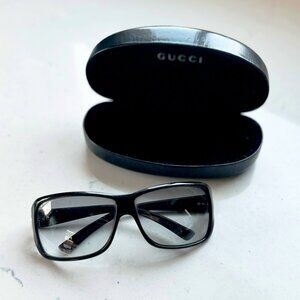 S O L D   Vintage GUCCI Black + Gold Horsebit Sunglasses Y2K GG 2575/S WITH CASE